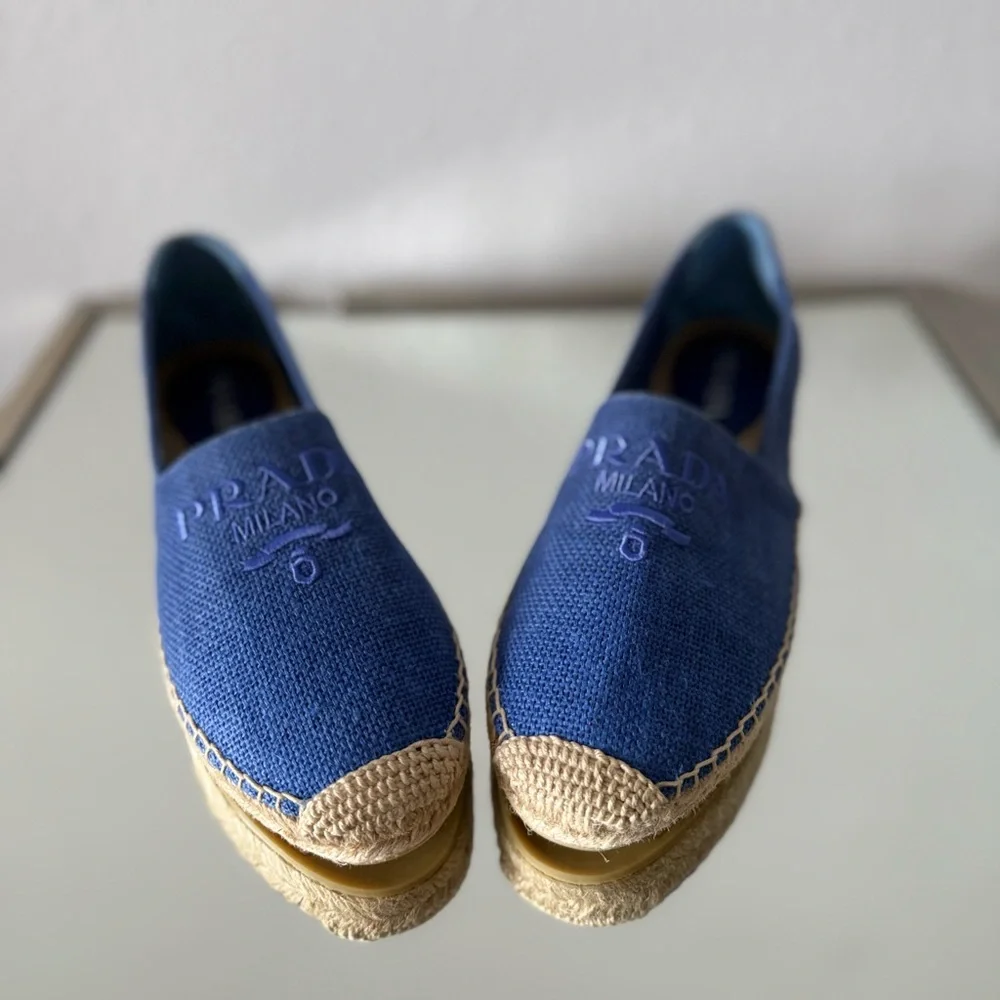 New Prada Linen espadrilles $850 40
